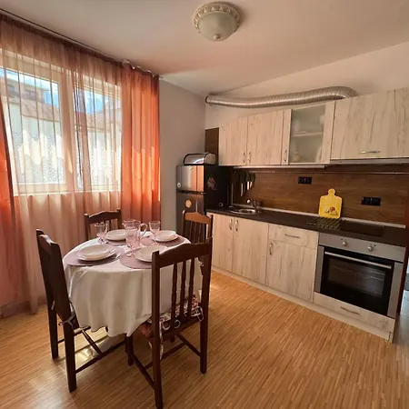 Sunny Day 7 דירה *