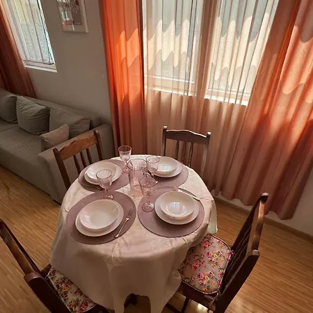 Sunny Day 7 Apartment Burgas City