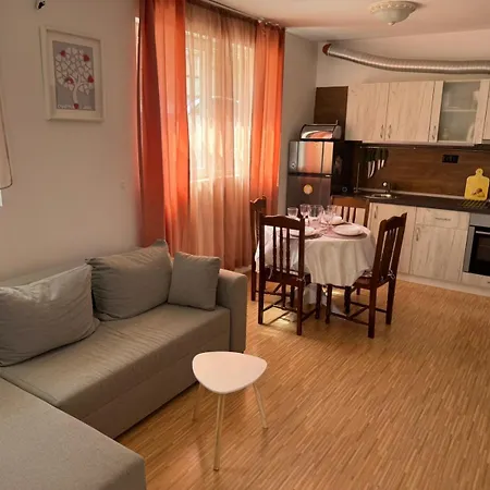 Sunny Day 7 Apartment Burgas City